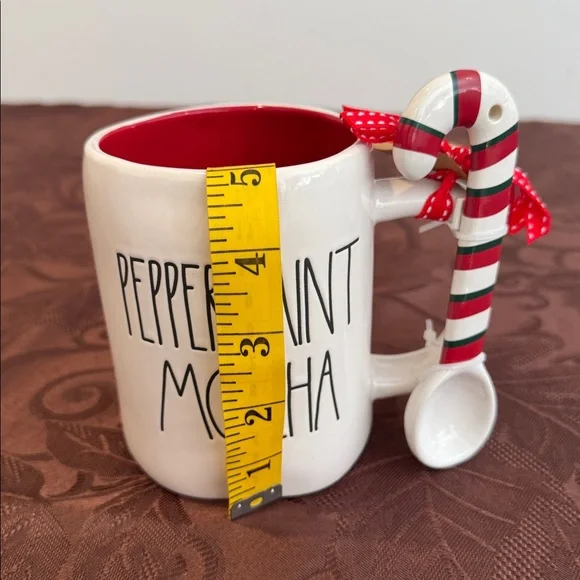 🎄Rae Dunn Holiday Mug - Picture 9 of 10